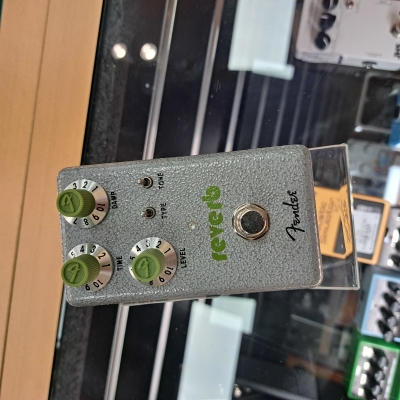 Store Special Product - Fender Hammertone Reverb Pedal